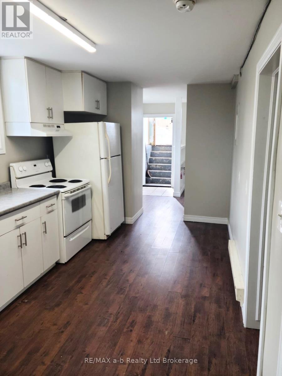 3 - 44 Stanley Street, London South, Ontario  N6C 1B1 - Photo 2 - X13692814