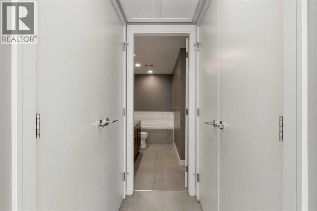 521, 222 Riverfront Avenue SW, Calgary, Alberta  T2P 0X2 - Photo 14 - A2338403