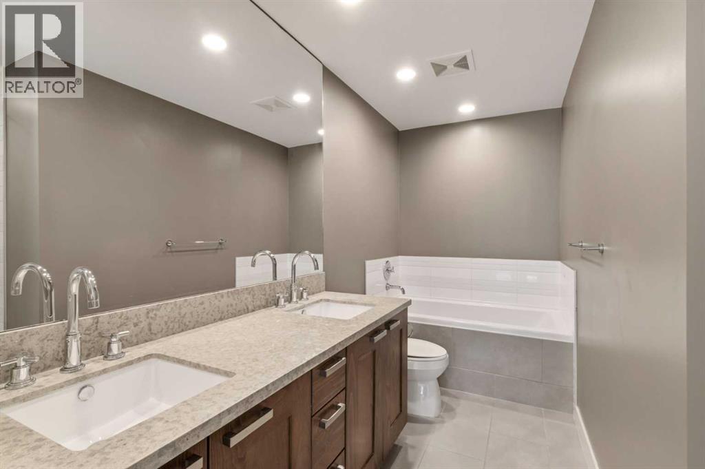 521, 222 Riverfront Avenue SW, Calgary, Alberta  T2P 0X2 - Photo 15 - A2338403