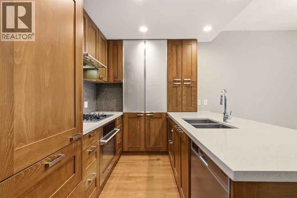 521, 222 Riverfront Avenue SW, Calgary, Alberta  T2P 0X2 - Photo 9 - A2338403