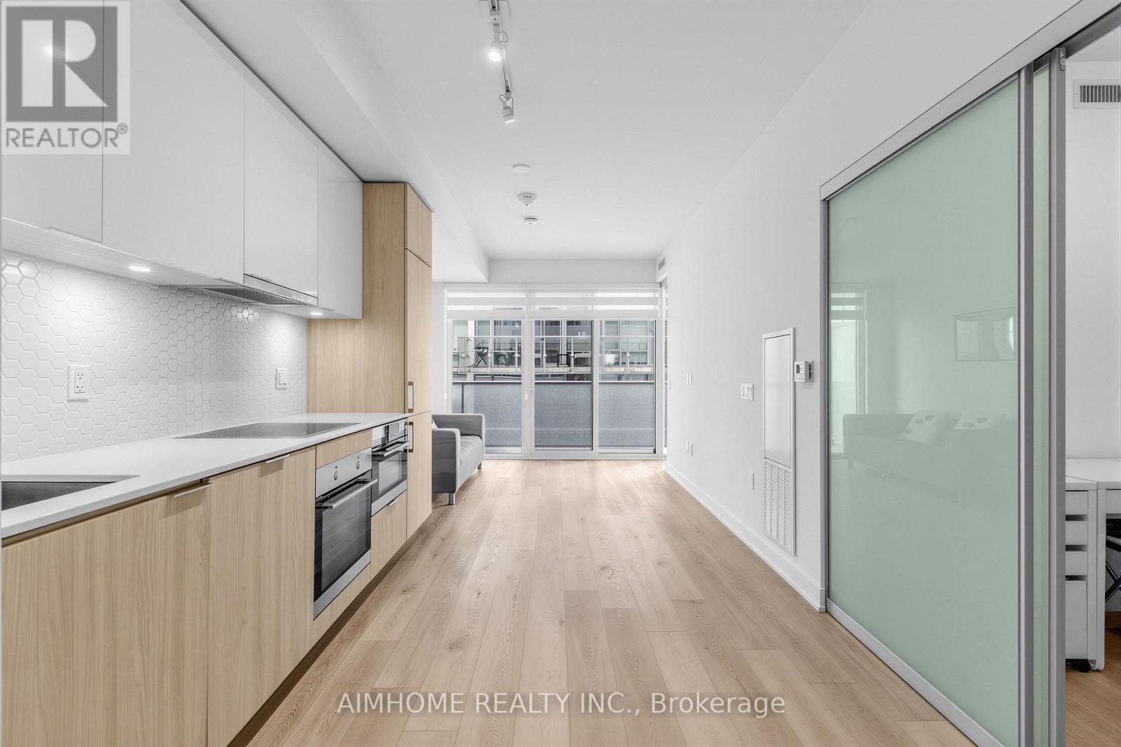 409 - 15 Queens Quay E, Toronto, Ontario M5E 0C5 - Photo 4 - C13692858