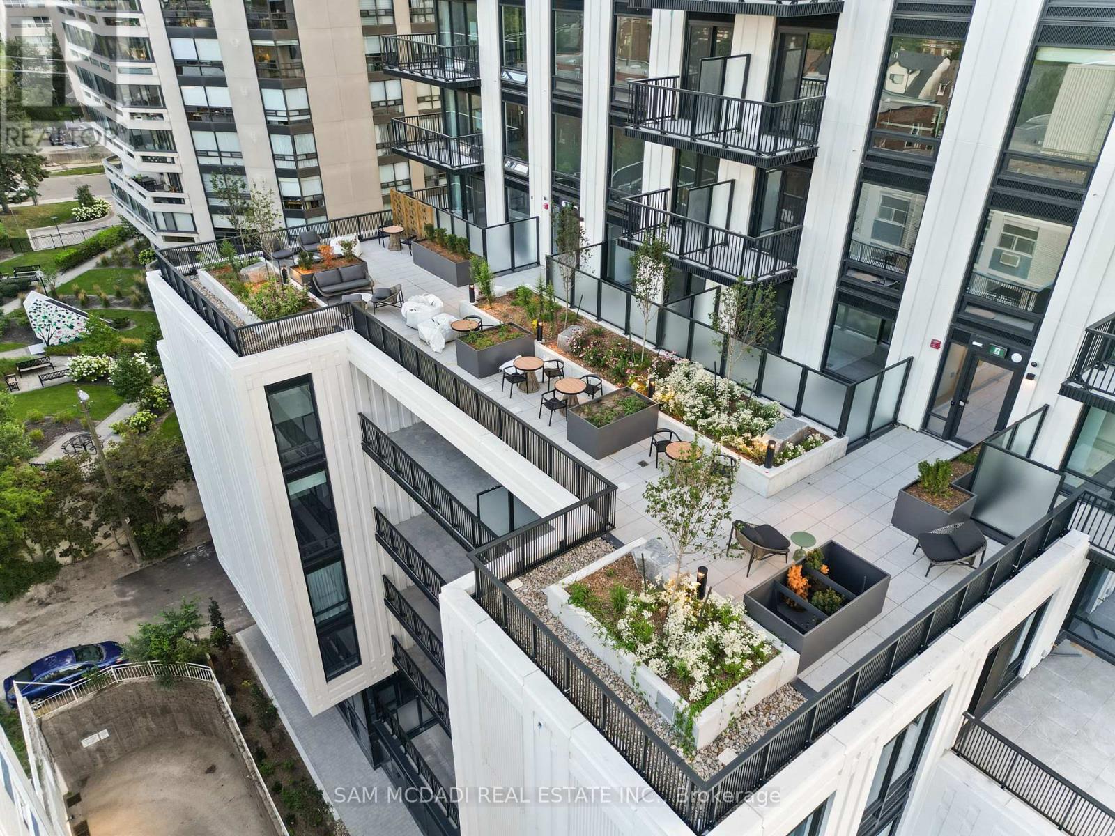 1122 - 89 Montclair Avenue, Toronto, Ontario  M5P 0A9 - Photo 4 - C13692870