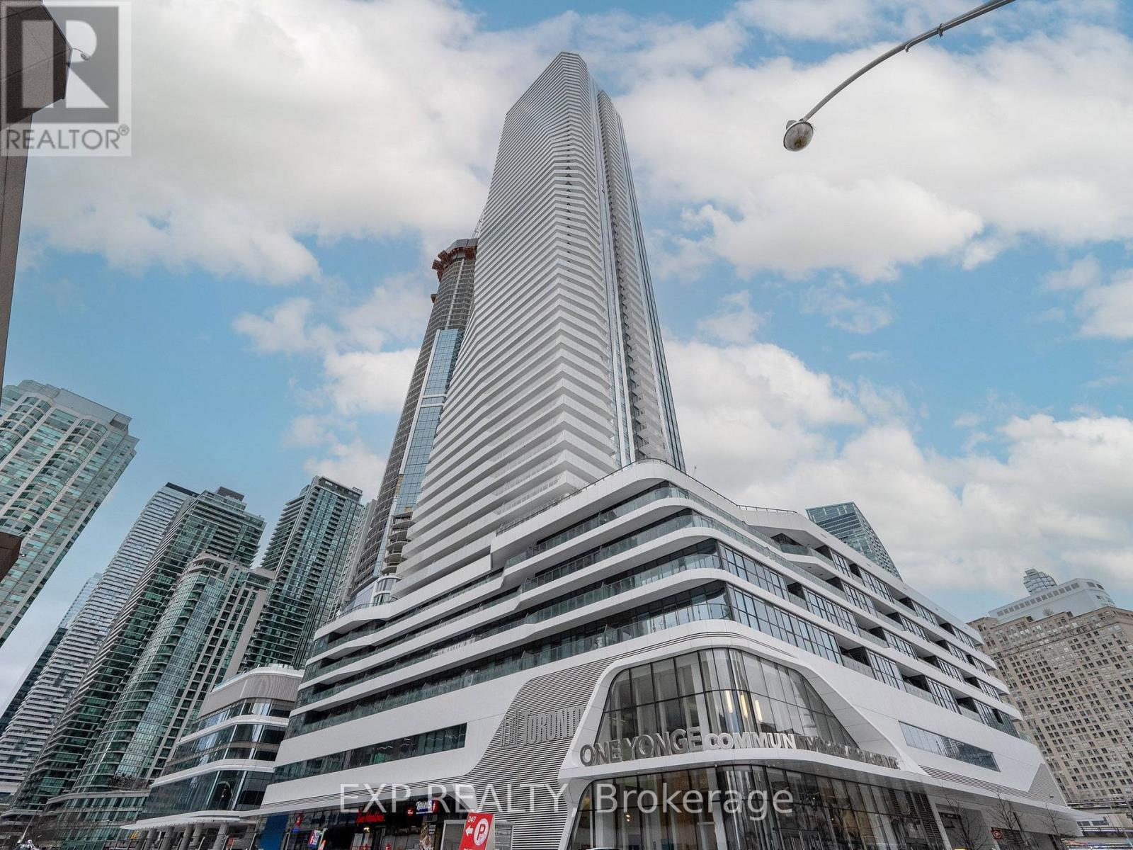 5205 - 28 FREELAND STREET, Toronto, Ontario