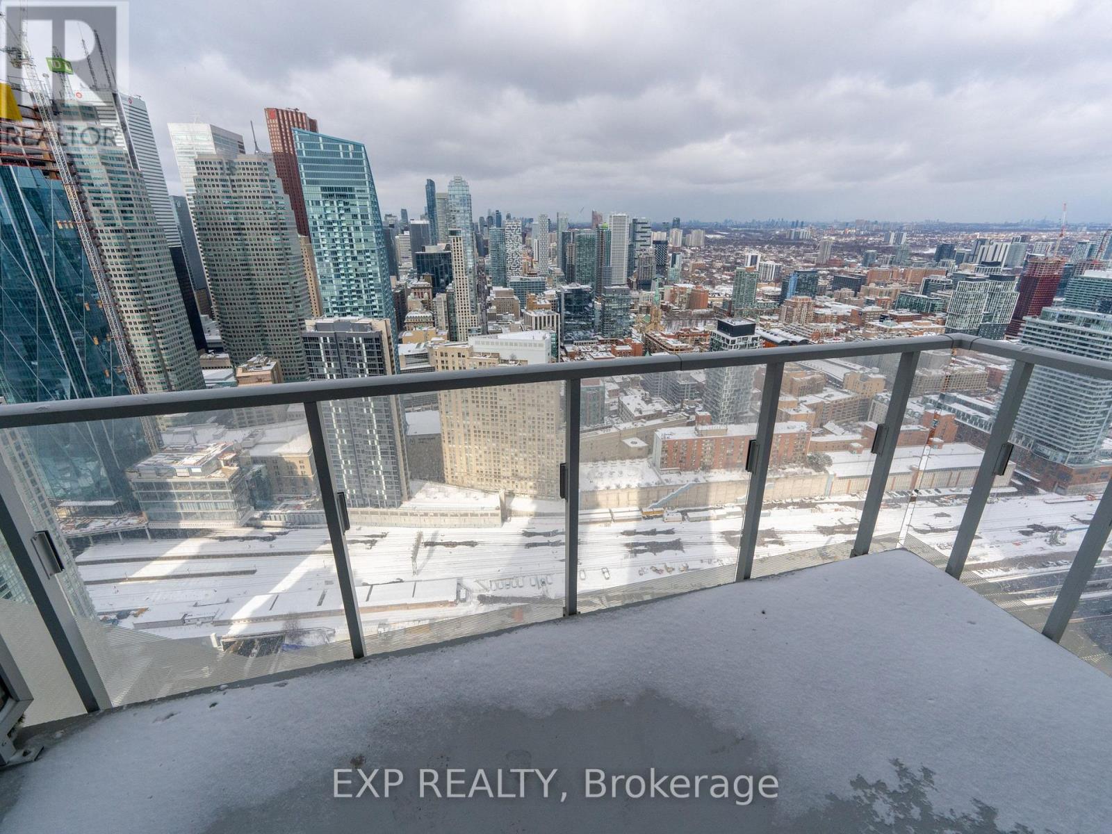5205 - 28 Freeland Street, Toronto, Ontario  M5E 1L7 - Photo 31 - C13692874