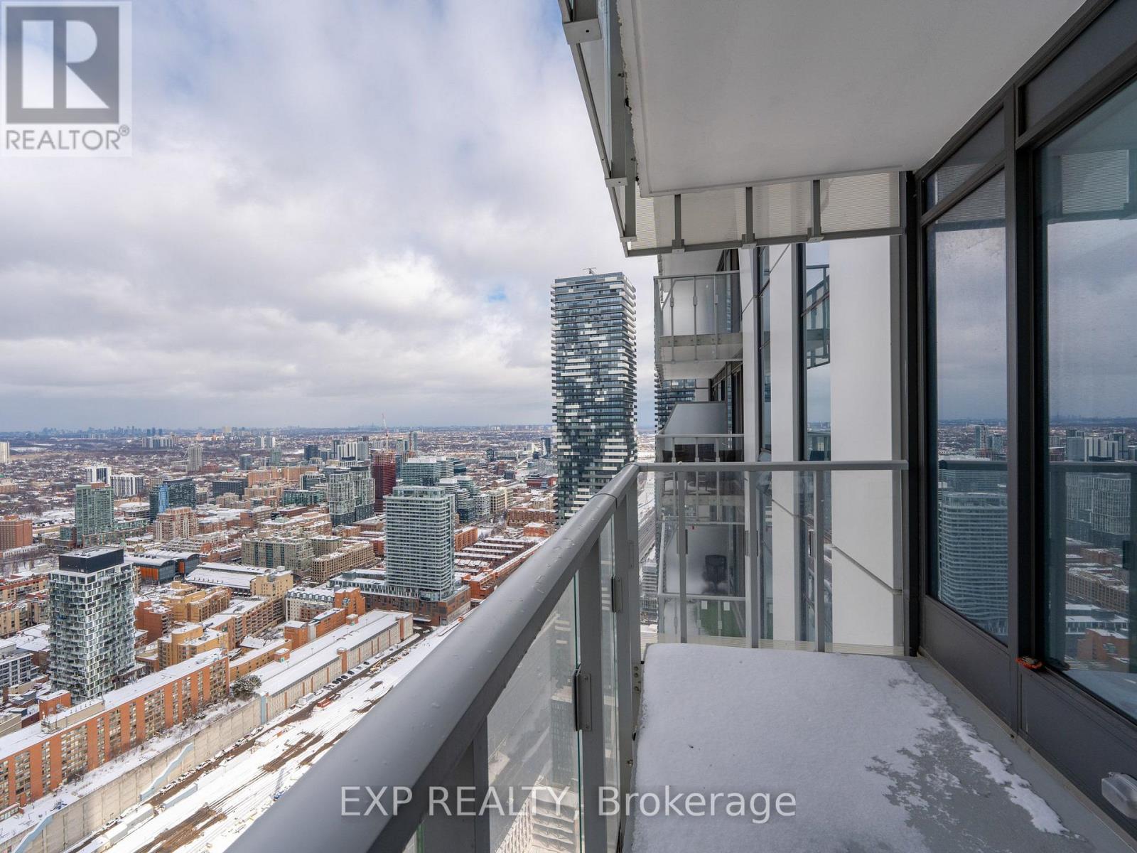 5205 - 28 Freeland Street, Toronto, Ontario  M5E 1L7 - Photo 34 - C13692874