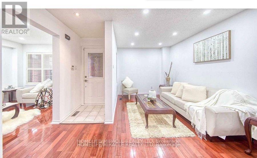 Main Floor - 6 Adams Park Gate, Toronto, Ontario  M1C 5A1 - Photo 10 - E13692878