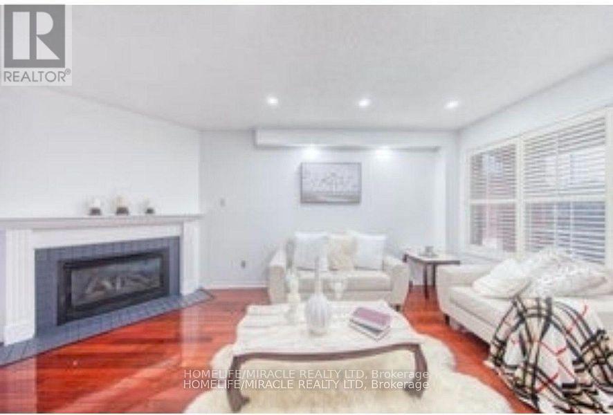 Main Floor - 6 Adams Park Gate, Toronto, Ontario  M1C 5A1 - Photo 7 - E13692878