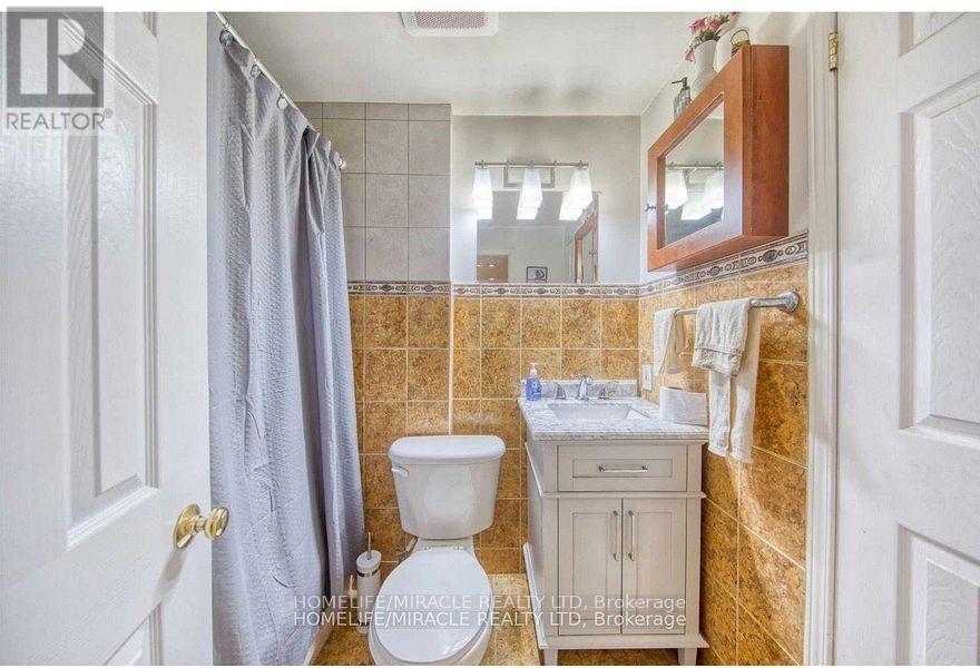 Main Floor - 6 Adams Park Gate, Toronto, Ontario  M1C 5A1 - Photo 8 - E13692878
