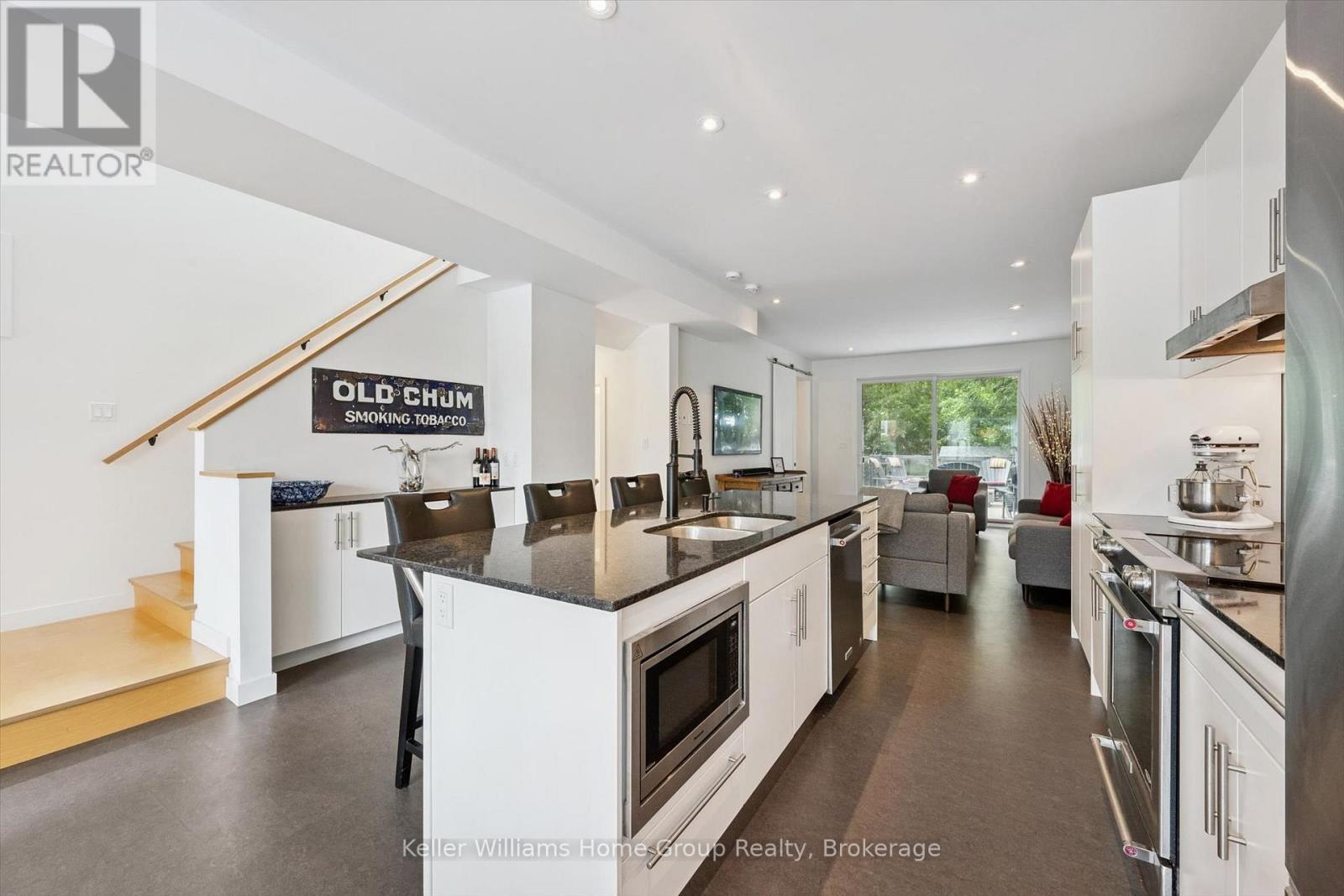 154 Ontario Street, Guelph (St. Patrick's Ward), Ontario  N1E 3B4 - Photo 11 - X13692830