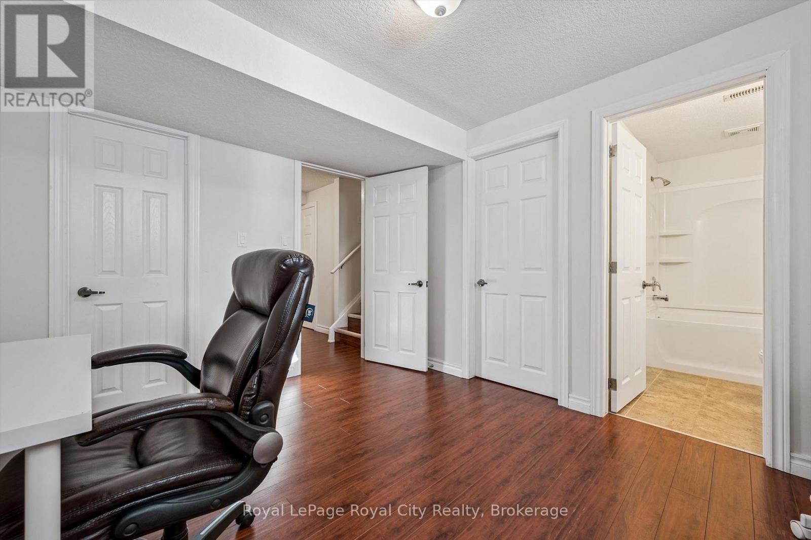 6 - 361 Arkell Road, Guelph, Ontario  N1L 1E5 - Photo 26 - X13692838