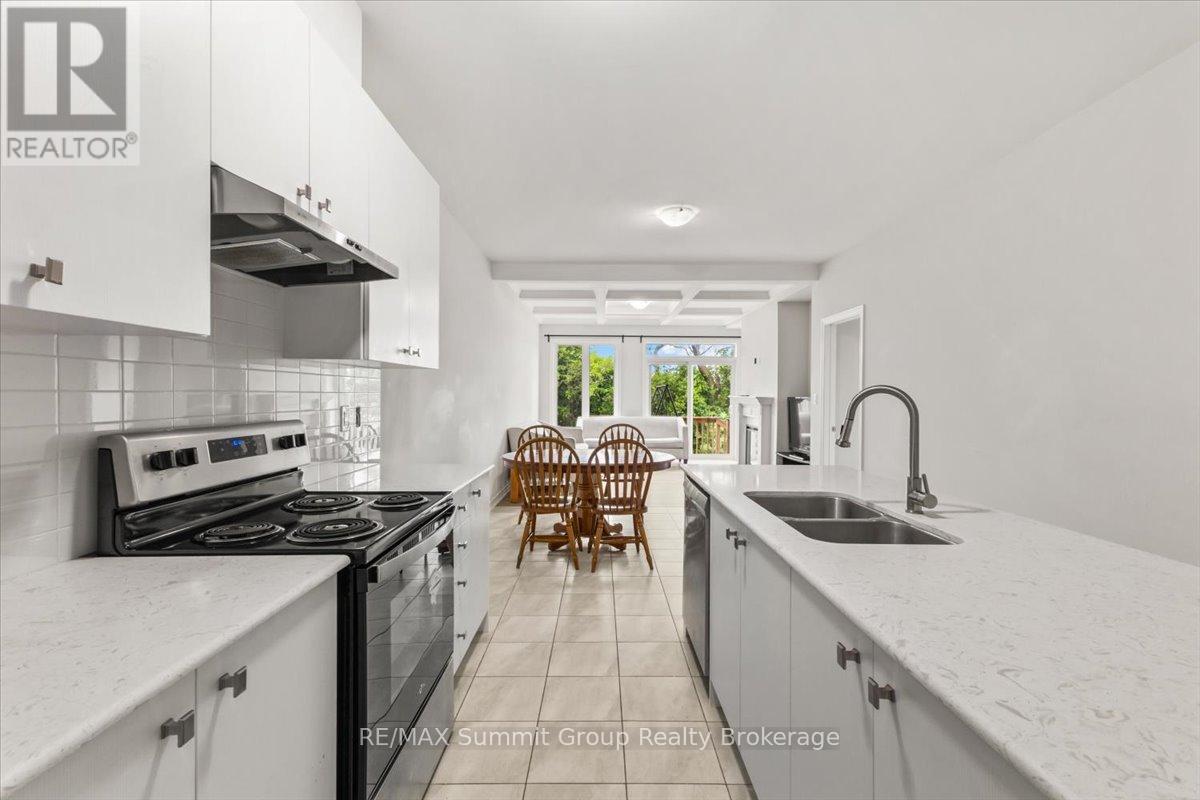 118 Stonebrook Way, Grey Highlands, Ontario  N0C 1H0 - Photo 3 - X13692972