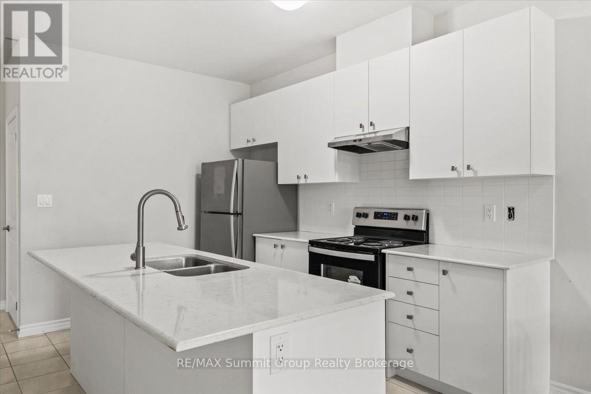 118 Stonebrook Way, Grey Highlands, Ontario  N0C 1H0 - Photo 4 - X13692972