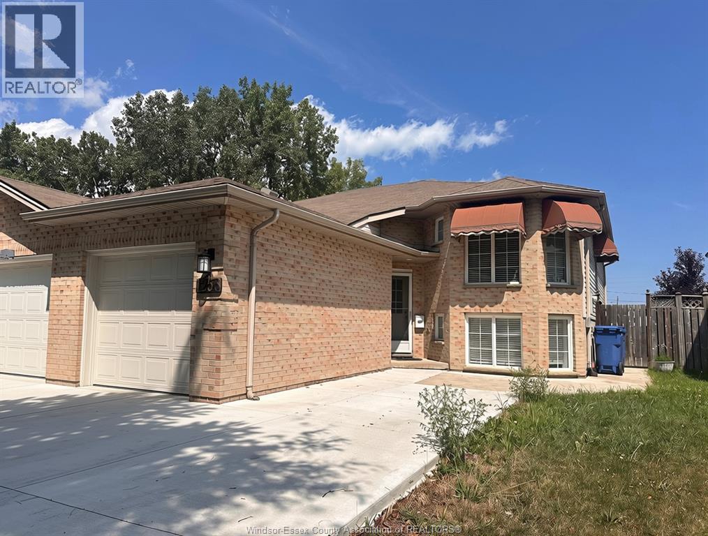 1256 ST. PAUL, Windsor, Ontario