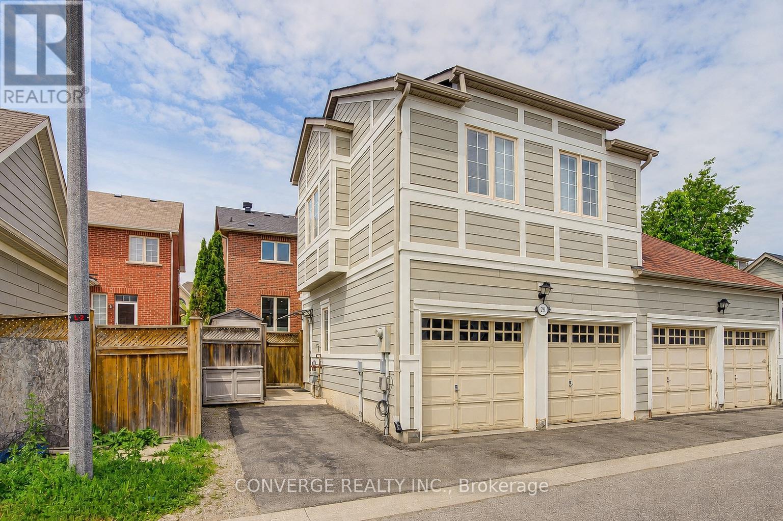 COACH HOUSE - 29 CARDREW STREET, Markham, Ontario