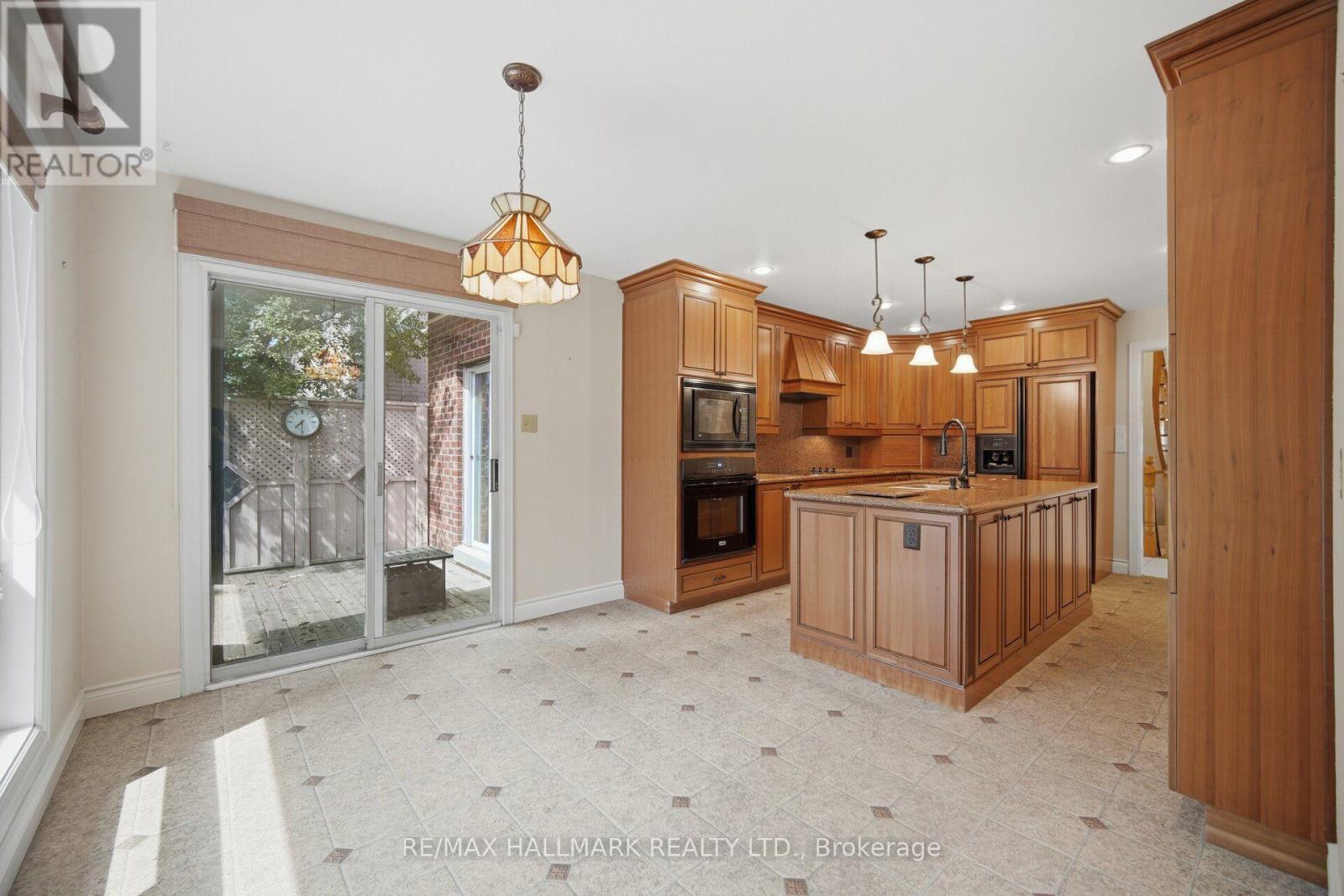 10 Hiram Road, Richmond Hill, Ontario  L4C 9G1 - Photo 14 - N13692810