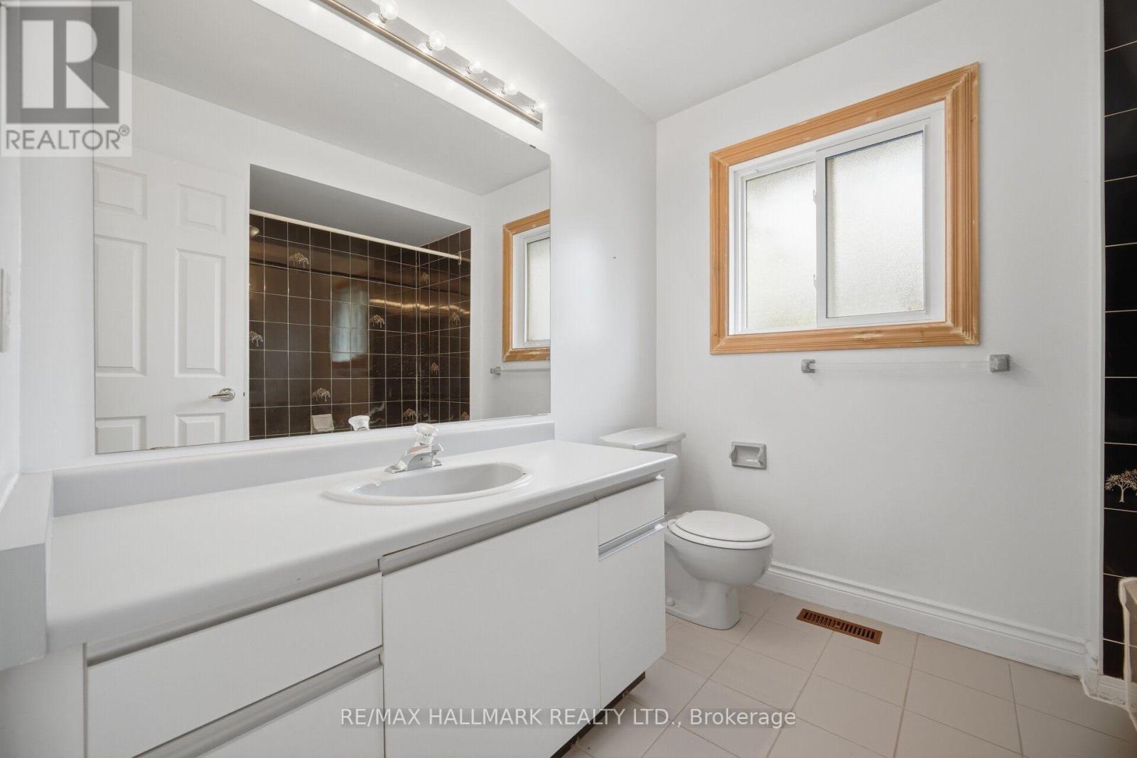 10 Hiram Road, Richmond Hill, Ontario  L4C 9G1 - Photo 35 - N13692810