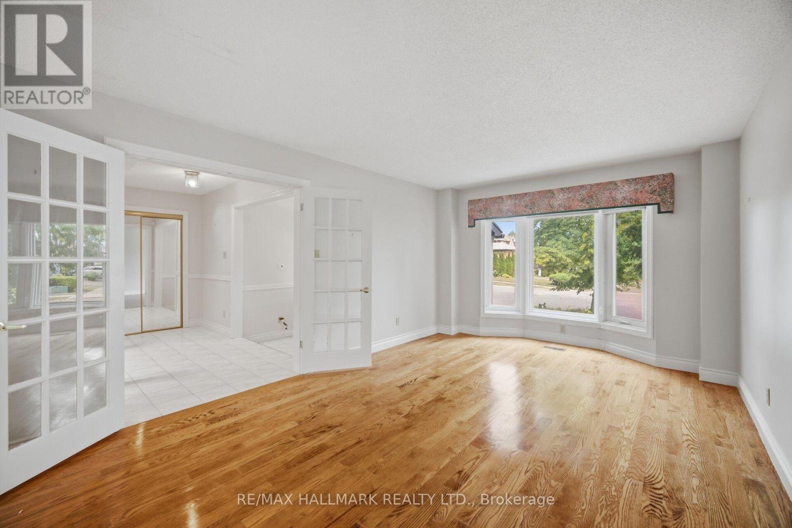 10 Hiram Road, Richmond Hill, Ontario  L4C 9G1 - Photo 6 - N13692810
