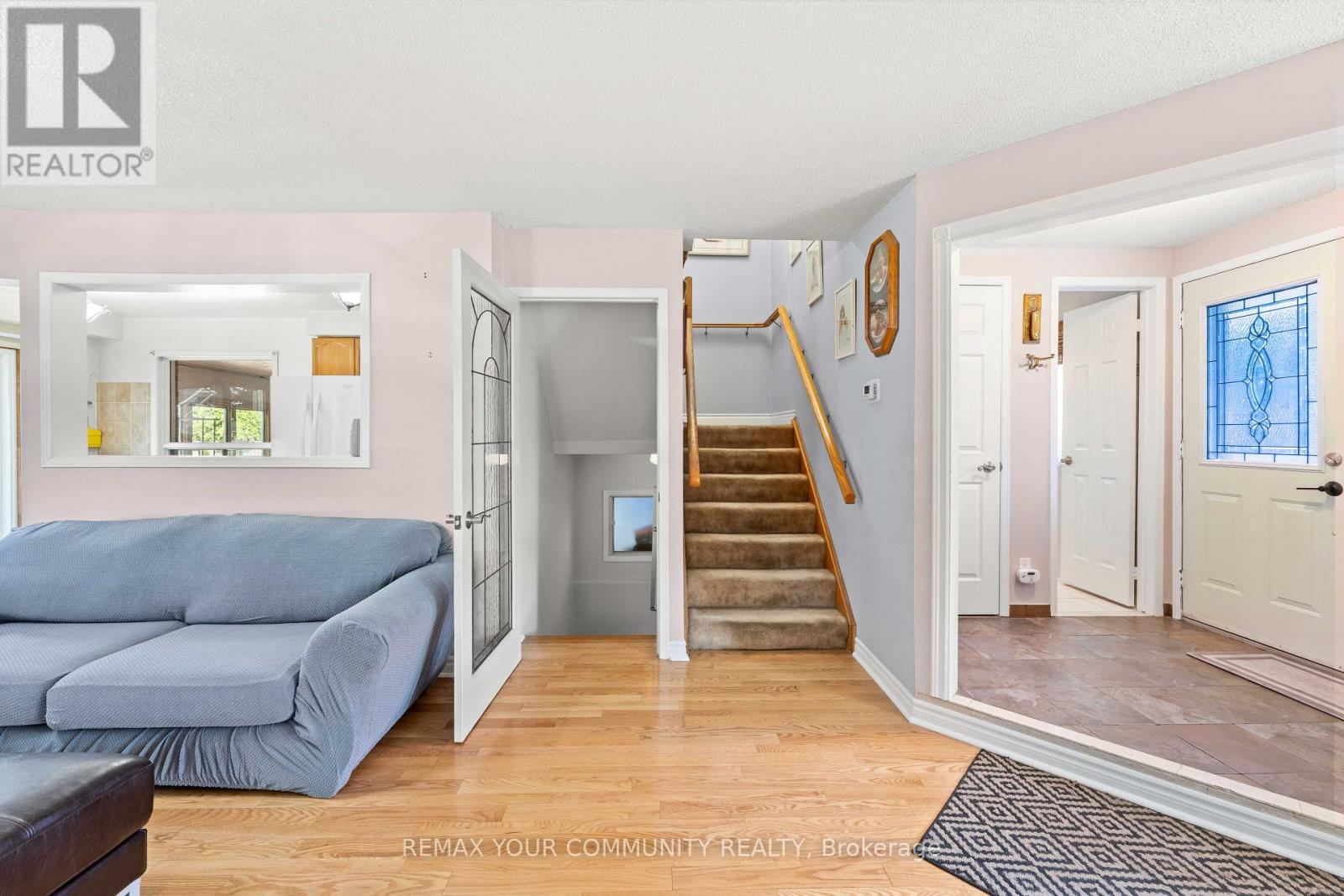 78 Annamaria Drive, Georgina, Ontario  L4P 3R8 - Photo 7 - N13692856