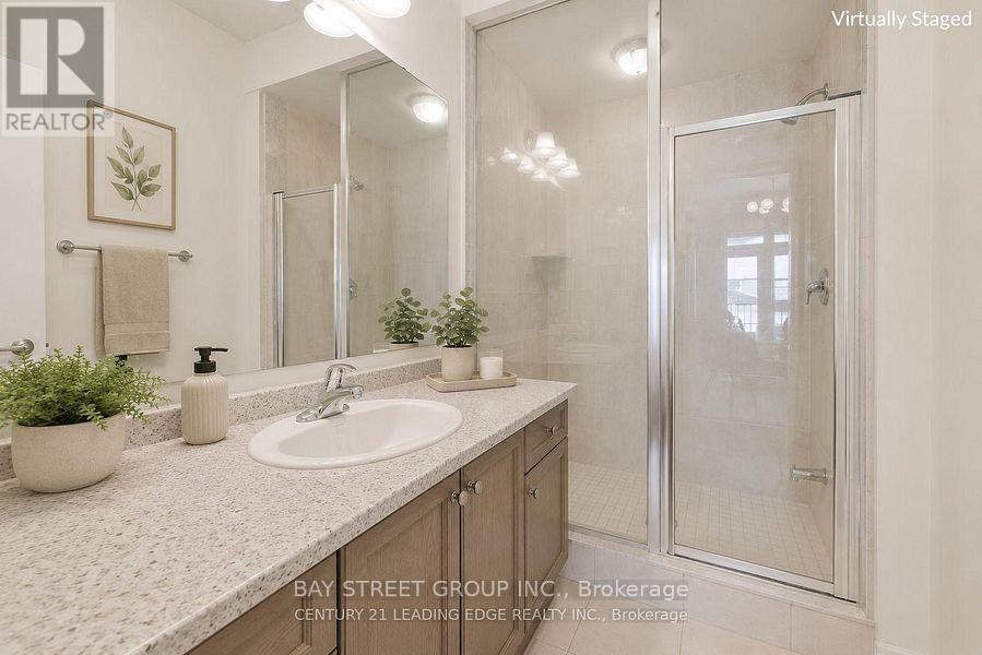 15 Alicia Lane, Markham, Ontario  L6B 1N7 - Photo 7 - N13692900