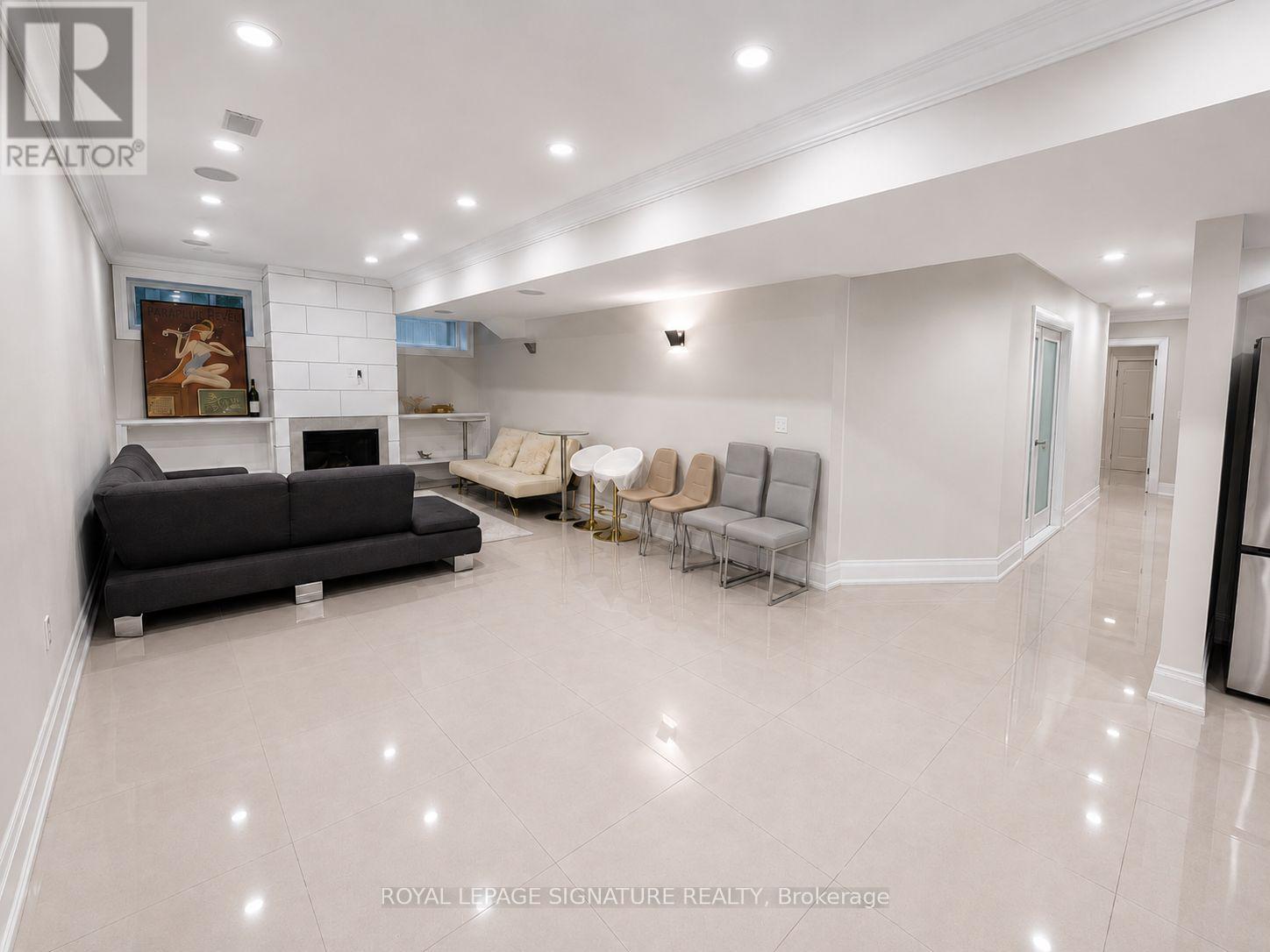 Lower - 12 Terrace Avenue, Toronto, Ontario  M2R 1E9 - Photo 11 - C13680690