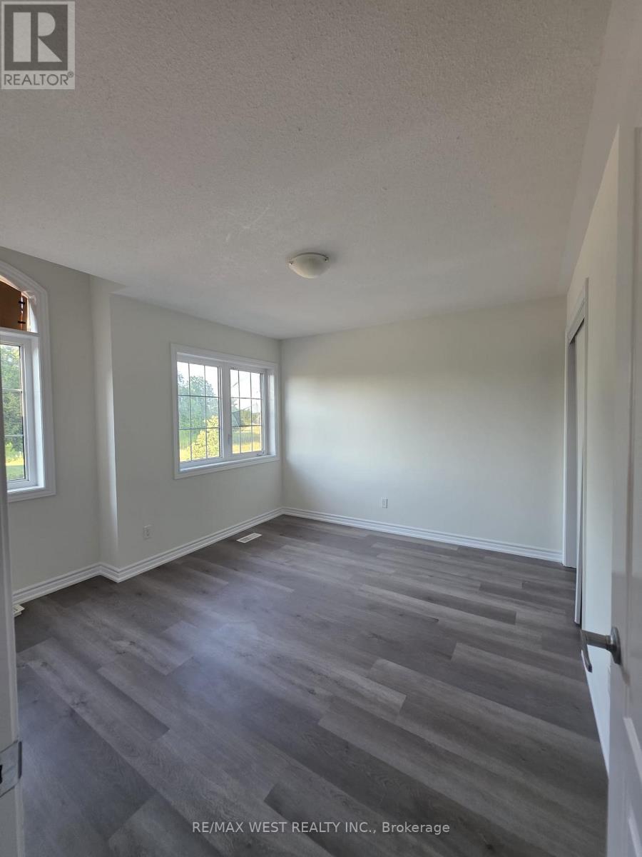 (Main) - 11 Chessington Avenue, East Gwillimbury, Ontario  L9N 0R5 - Photo 10 - N13692944