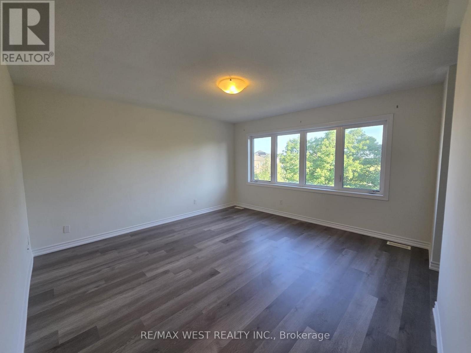 (Main) - 11 Chessington Avenue, East Gwillimbury, Ontario  L9N 0R5 - Photo 11 - N13692944