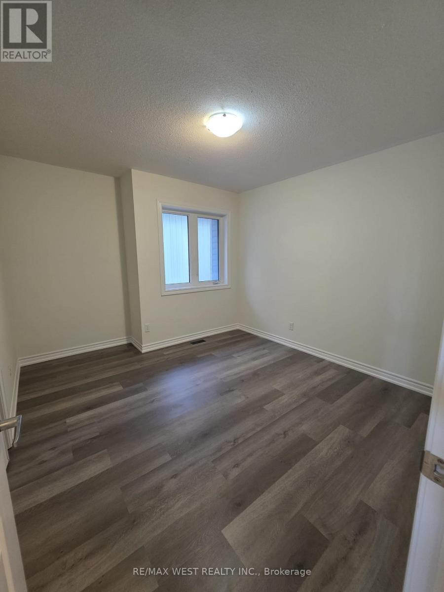 (Main) - 11 Chessington Avenue, East Gwillimbury, Ontario  L9N 0R5 - Photo 16 - N13692944