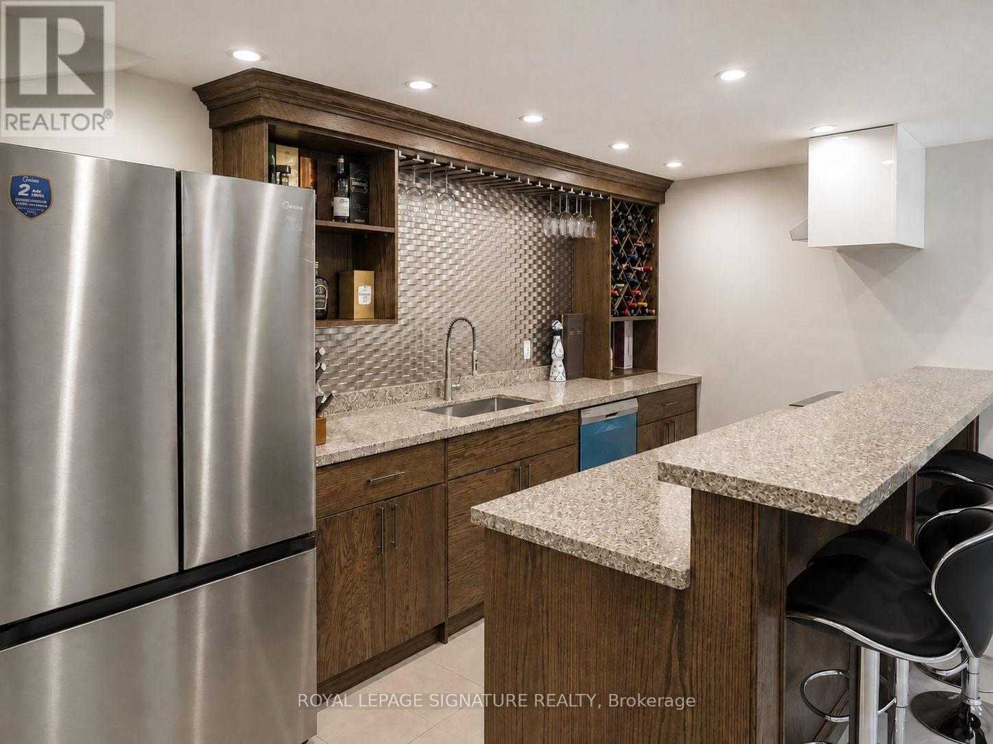 Lower - 12 Terrace Avenue, Toronto, Ontario  M2R 1E9 - Photo 6 - C13680690