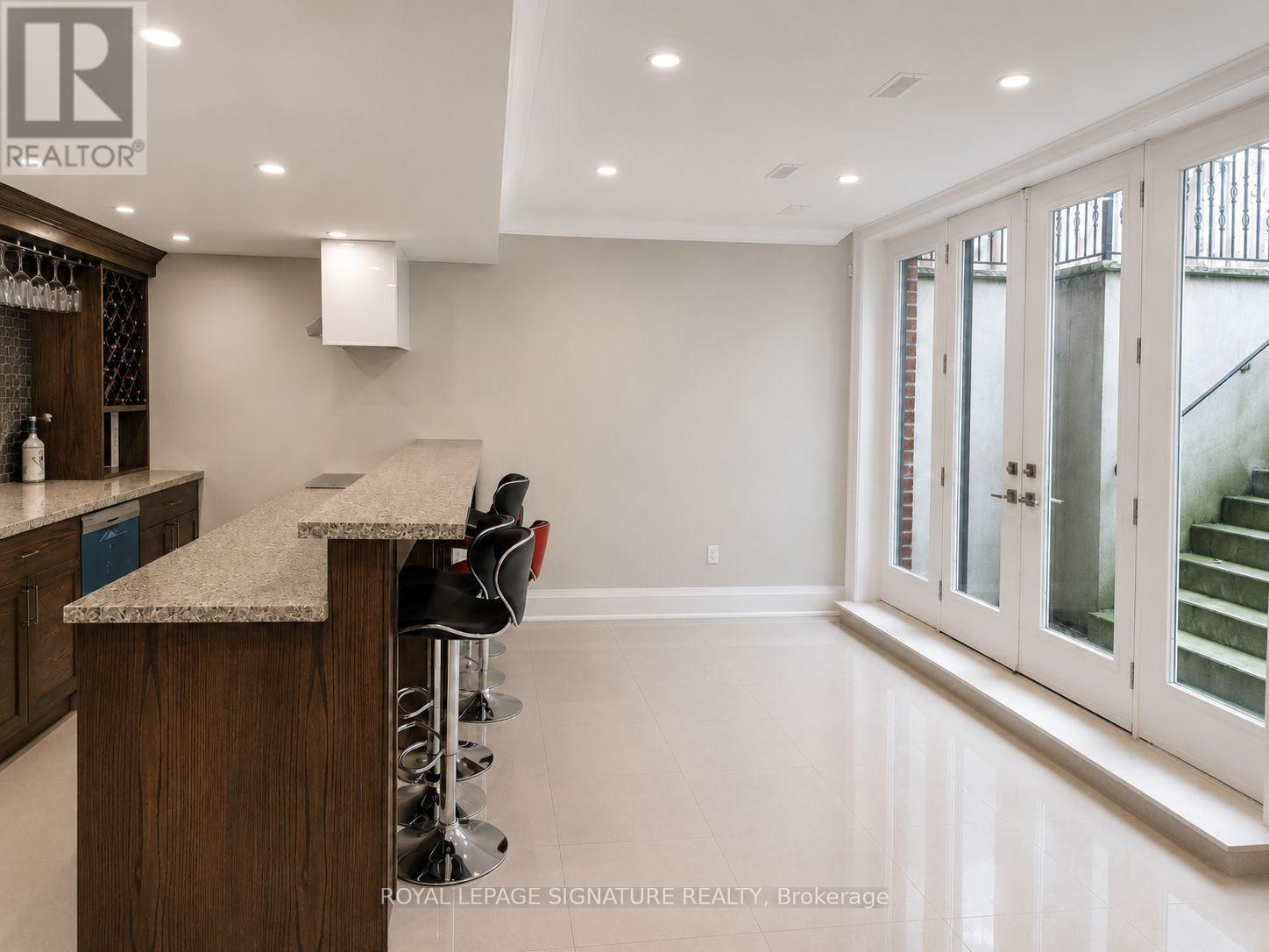 Lower - 12 Terrace Avenue, Toronto, Ontario  M2R 1E9 - Photo 8 - C13680690