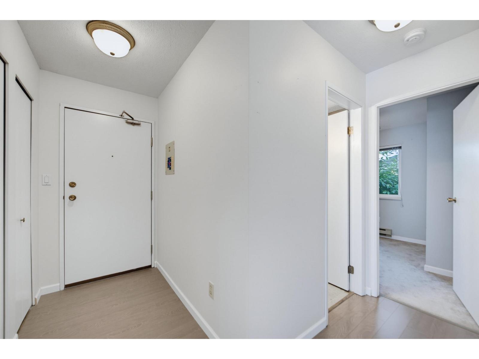 108 2853 W Bourquin Crescent, Abbotsford, British Columbia  V2S 6H6 - Photo 22 - R3156323