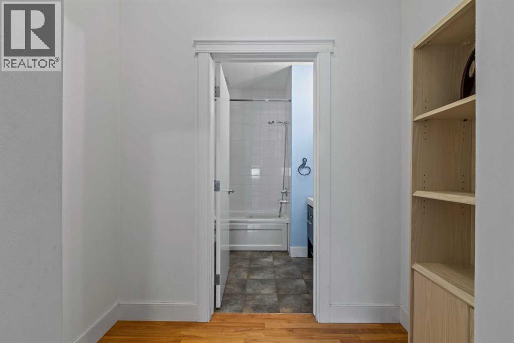 210, 1410 2 Street SW, Calgary, Alberta  T2R 1R1 - Photo 12 - A2327862