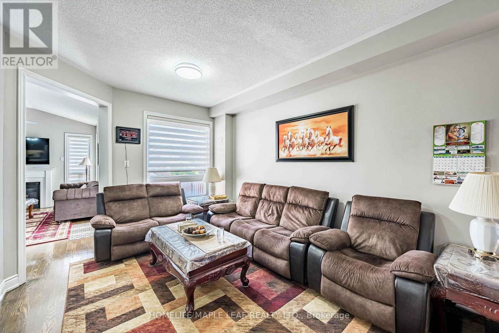 29 Gower Crescent, Brampton, Ontario  L6R 0Y1 - Photo 11 - W13692816