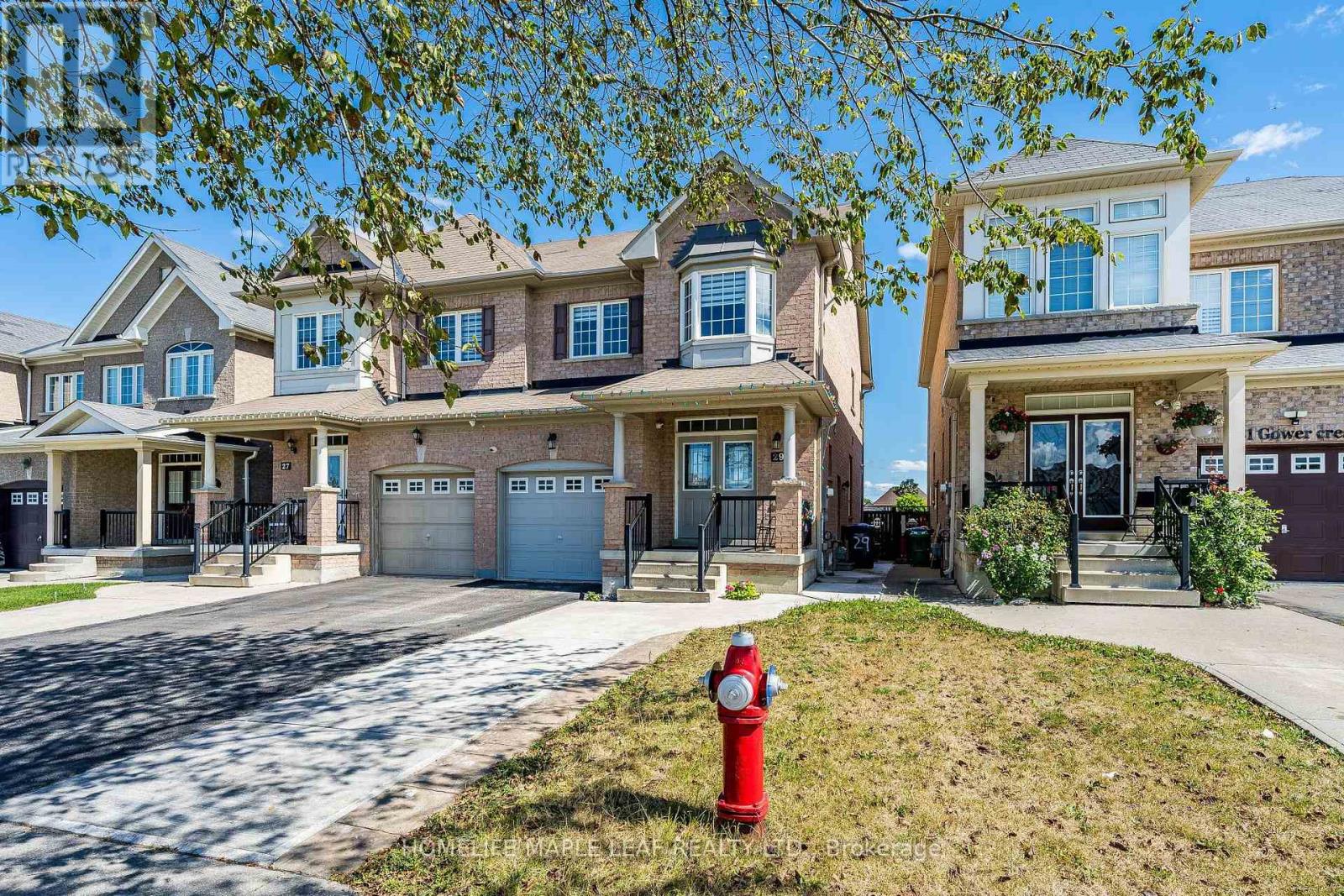 29 Gower Crescent, Brampton, Ontario  L6R 0Y1 - Photo 4 - W13692816