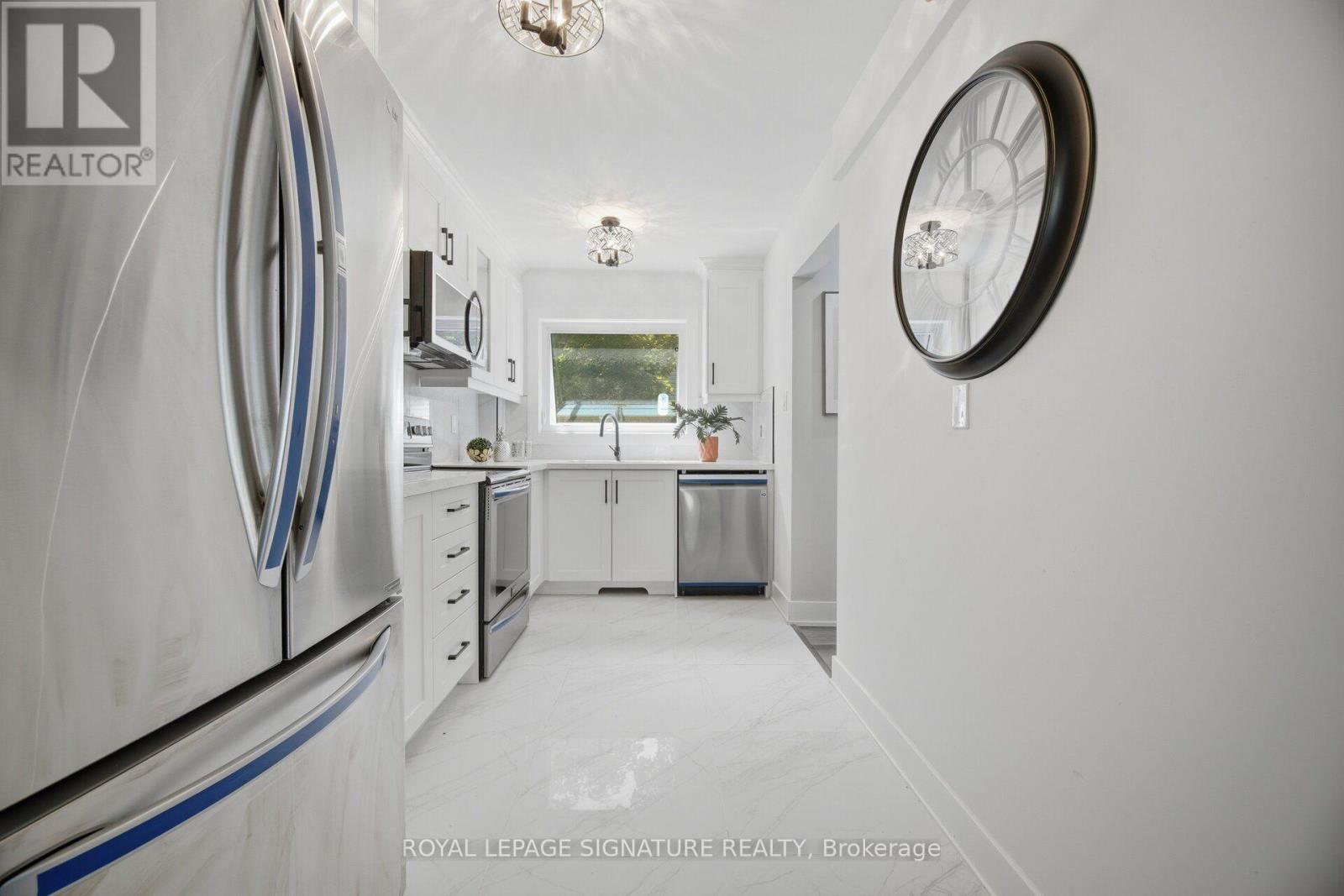1345 Playford Road, Mississauga, Ontario  L5J 3V9 - Photo 20 - W13692834