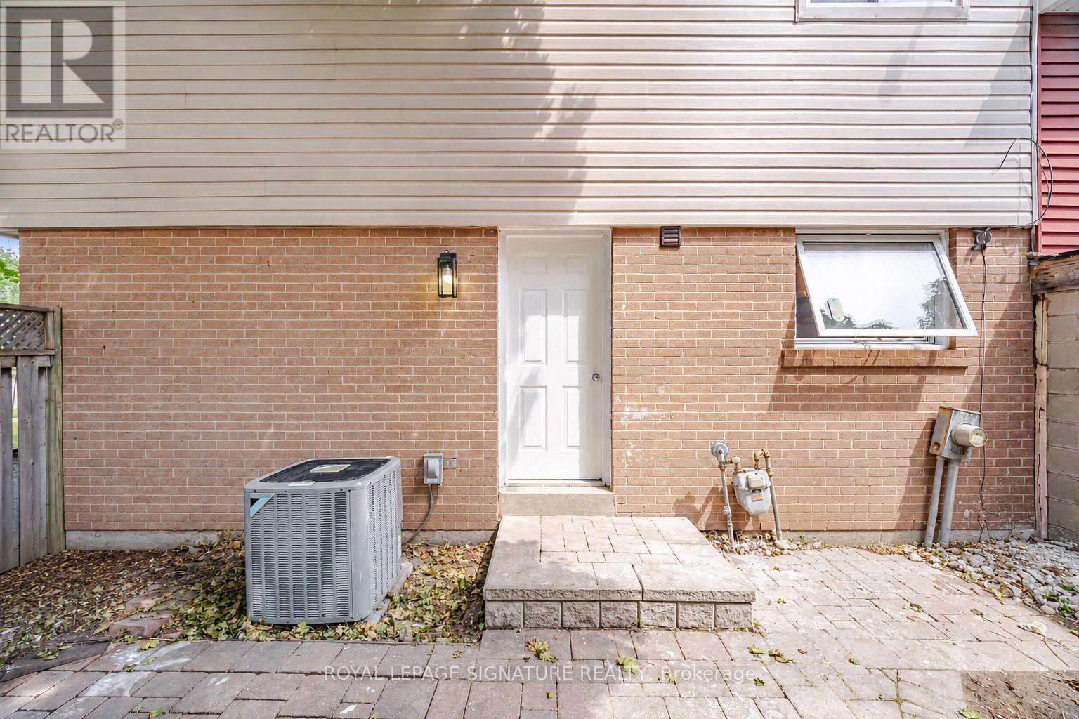 1345 Playford Road, Mississauga, Ontario  L5J 3V9 - Photo 40 - W13692834