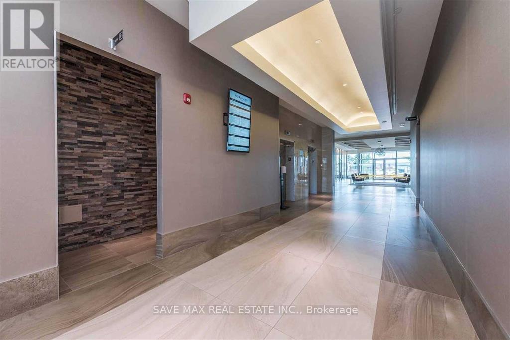 314 - 218 Export Boulevard, Mississauga, Ontario  L5S 0A7 - Photo 3 - W13692852