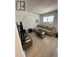 4 - 2940 DUNDAS STREET W, Toronto, Ontario