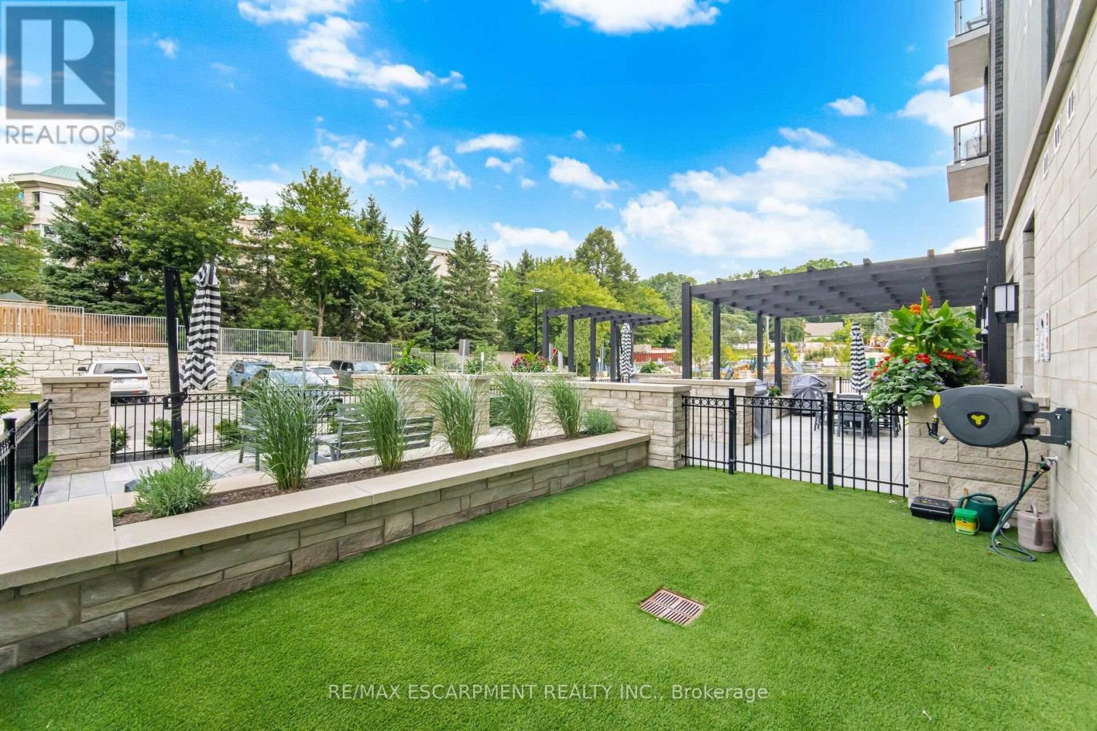 210 - 42 Mill Street, Halton Hills, Ontario  L7G 0P9 - Photo 48 - W13692868