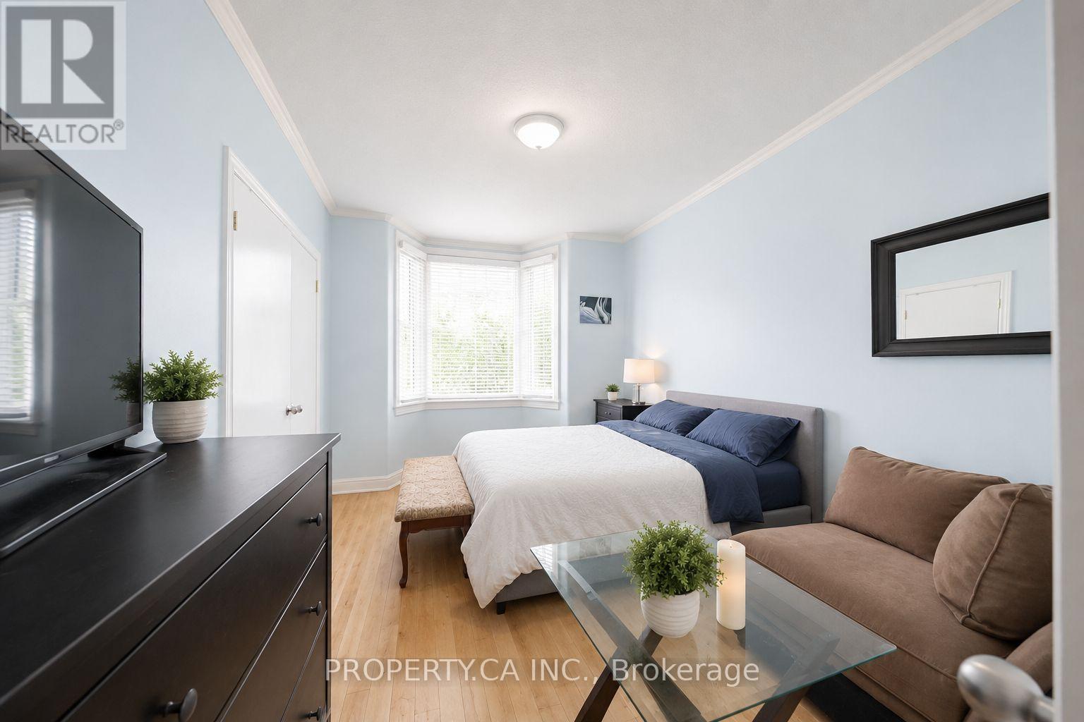 1 - 107 Runnymede Road, Toronto, Ontario  M6S 2Y4 - Photo 4 - W13692922