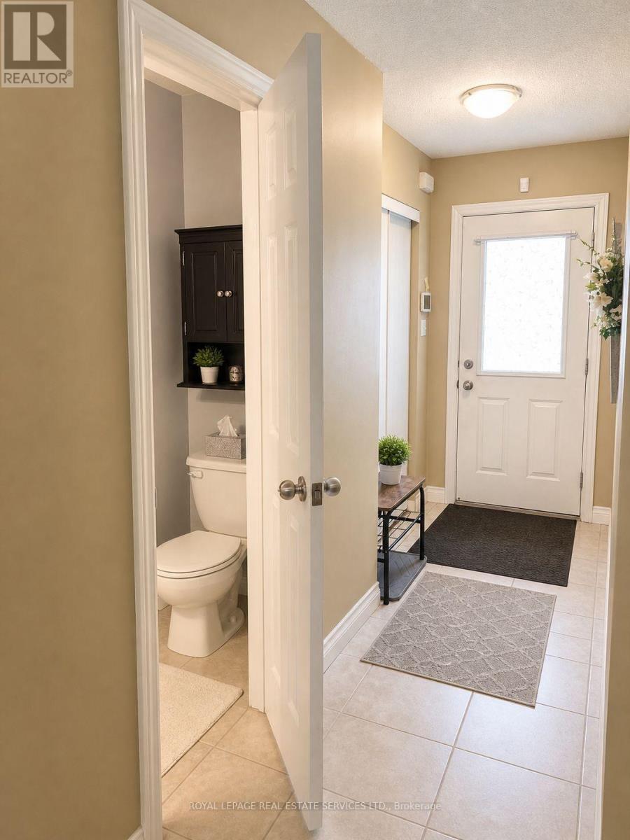 35 - 2920 Headon Forest Drive, Burlington, Ontario  L7M 4H1 - Photo 2 - W13692924