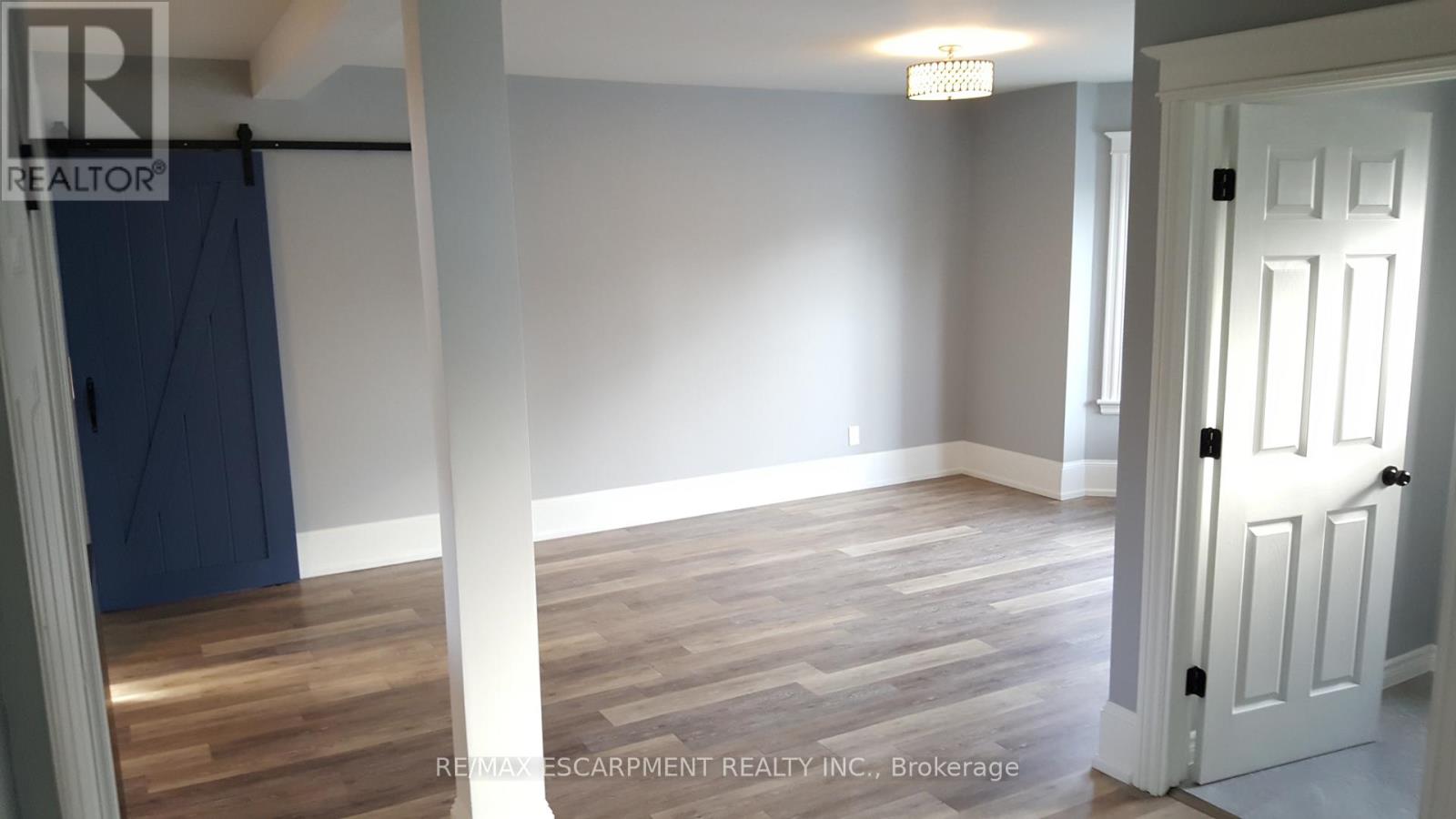 3 - 47 Sherman Avenue S, Hamilton, Ontario  L8M 2P6 - Photo 5 - X13692890
