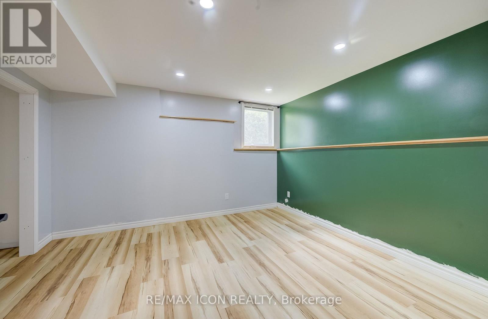910 Walton Avenue N, North Perth, Ontario  N4W 3R9 - Photo 36 - X13692908
