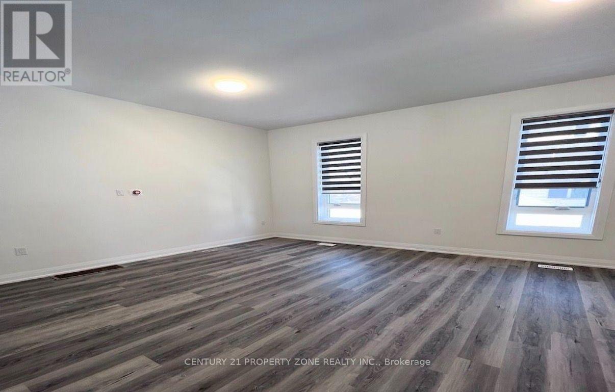 4 - 183 Victoria Street N, Kitchener, Ontario  N2H 5C5 - Photo 4 - X13692974