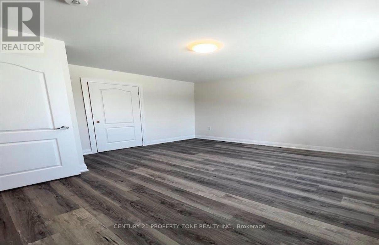4 - 183 Victoria Street N, Kitchener, Ontario  N2H 5C5 - Photo 8 - X13692974