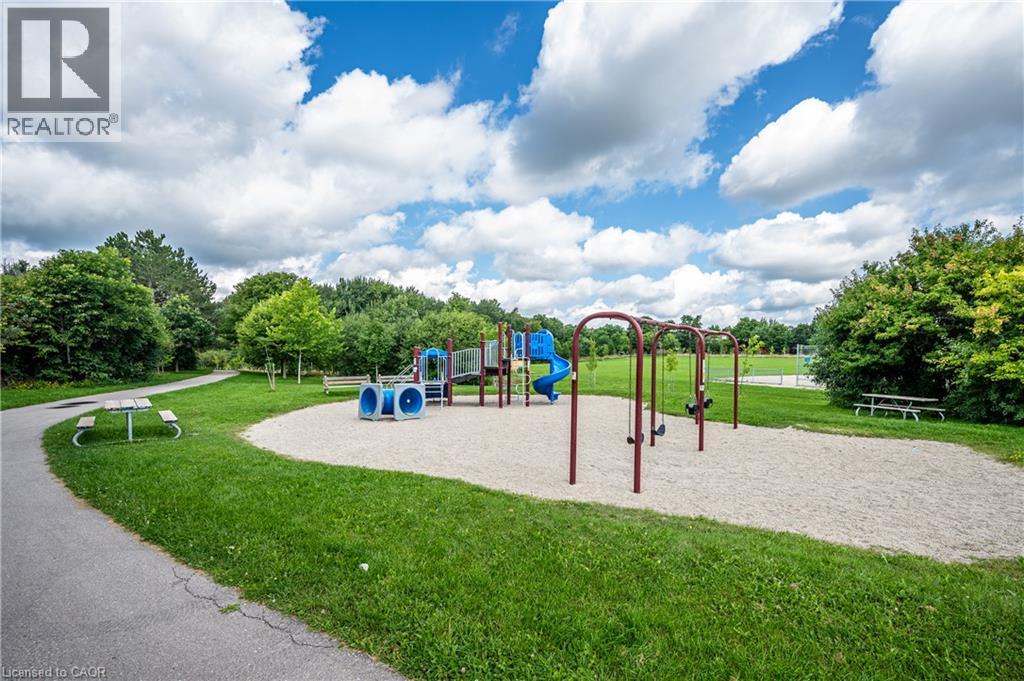 481 Timbercroft Crescent, Waterloo, Ontario  N2T 2J2 - Photo 4 - 40857053