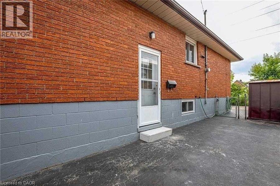 49 SELKIRK Avenue Unit# bsmt, Hamilton, Ontario