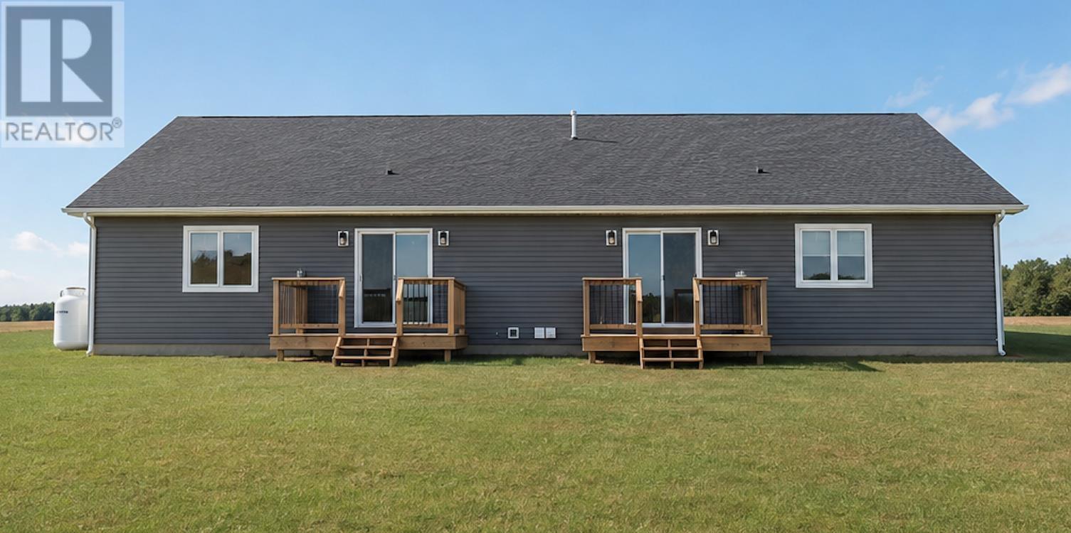 19 Fairdale Drive, Charlottetown, Prince Edward Island  C1C 0Y6 - Photo 2 - 202621032