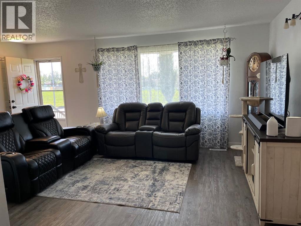 5512 45 Avenue, Drayton Valley, Alberta  T7A 1K3 - Photo 5 - A2337677