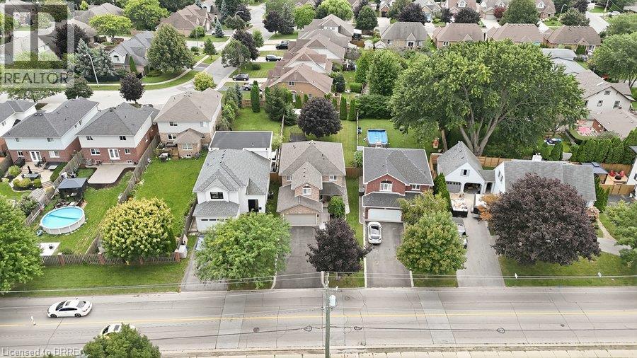 28 Lake Street, Grimsby, Ontario  L3M 2G7 - Photo 6 - 40856740