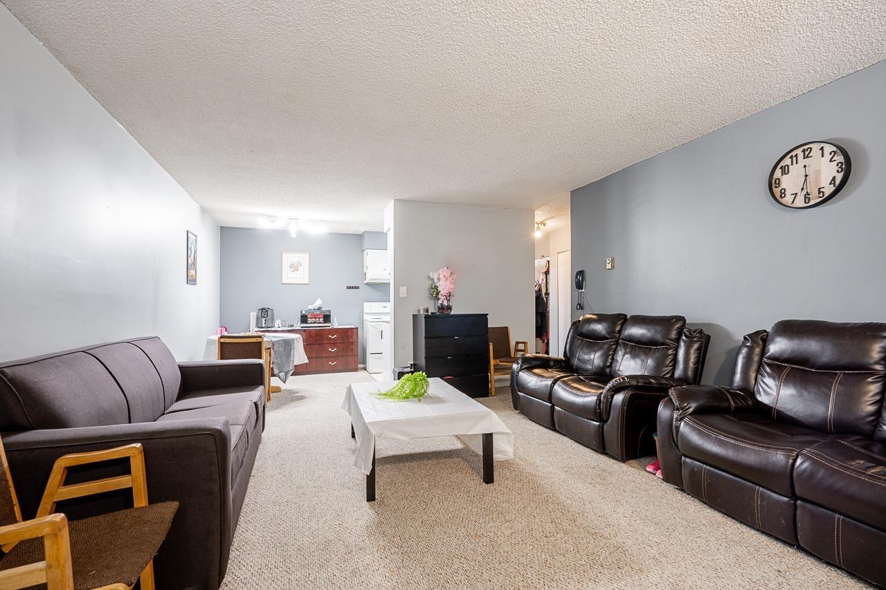 209 15238 100 Avenue, Surrey, British Columbia  V3R 7T9 - Photo 5 - R3157115